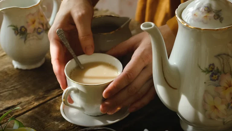 Read more about the article ChaskaTea: Your Winter Friend for Cozy Season